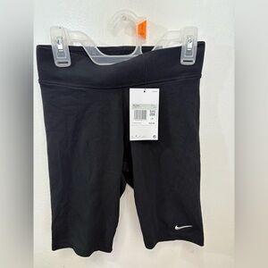 Nike Tight fit mid rise short length black biker shorts size xs